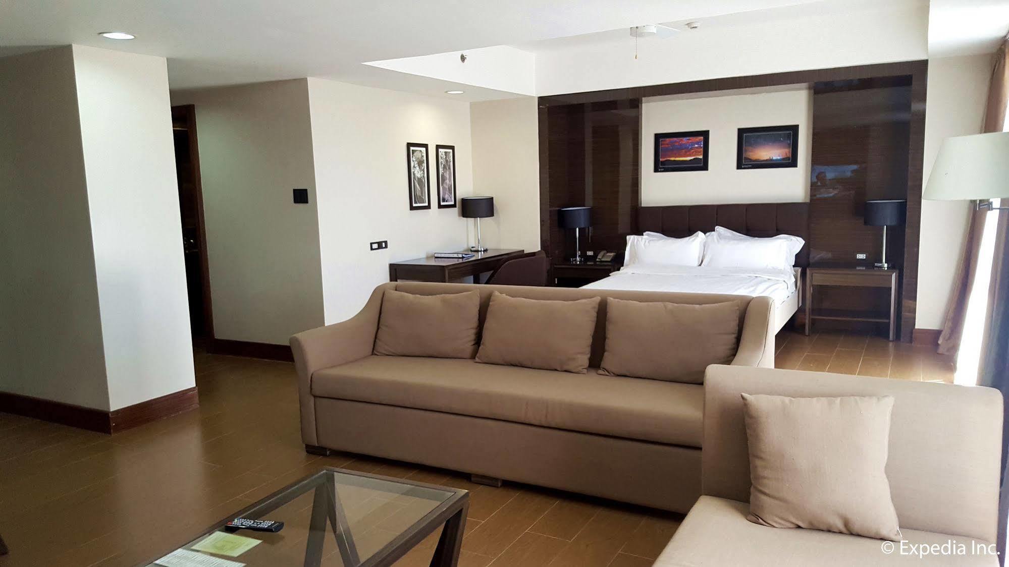 Newtown Plaza Hotel Baguio City Eksteriør bilde